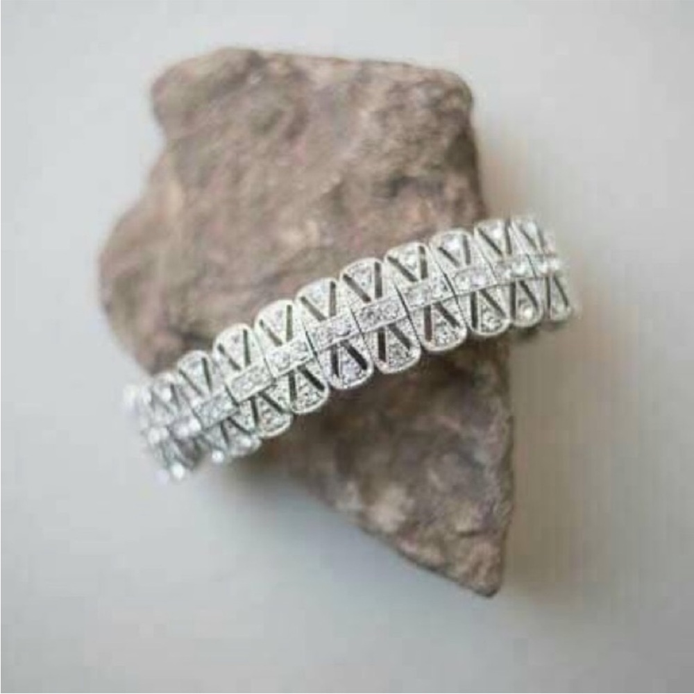 NEW Silver Laurel Bracelet
